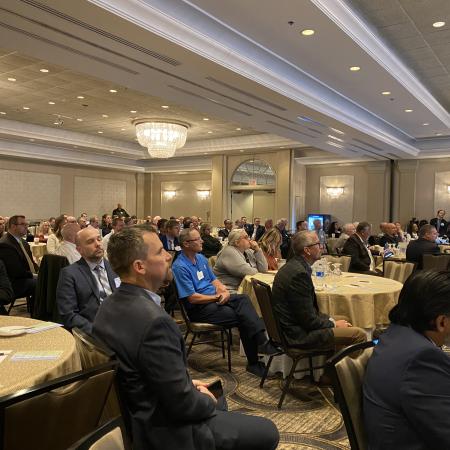 annual meeting crowd
